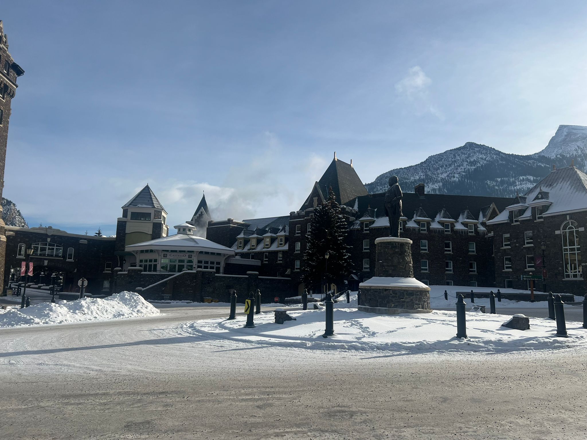Fairmont Banff Springs private transfer scenery